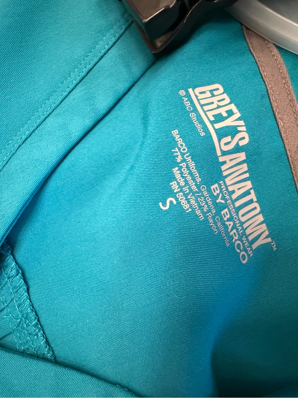 Medical Scrub Set - Picture 4 of 9